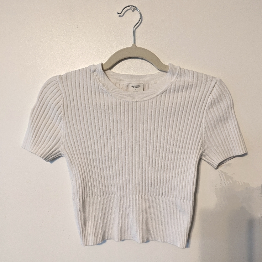 White Abercrombie Cropped Sweater Tee, Small